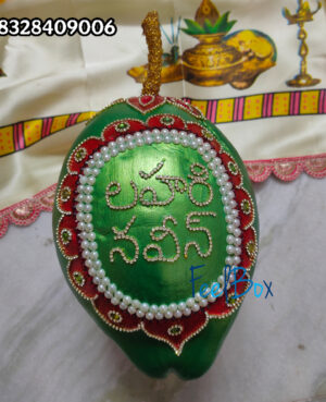 Pelli Kobbaribondam KB08 (Wedding Coconut)