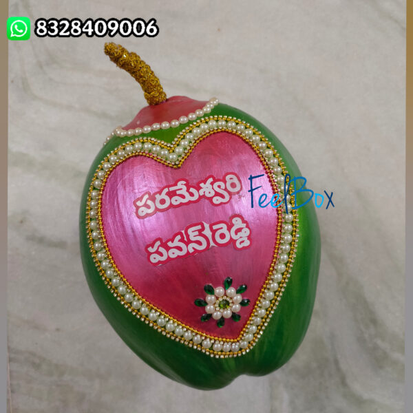 Pelli Kobbaribondam KB16 (Wedding Coconut)