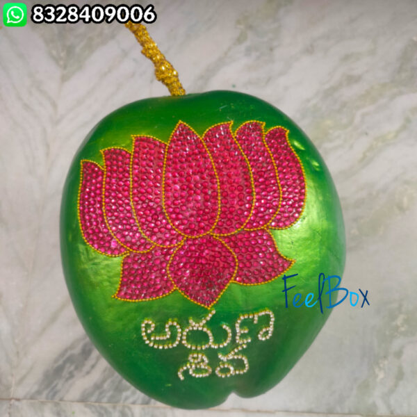 Pelli Kobbaribondam KB11 (Wedding Coconut)