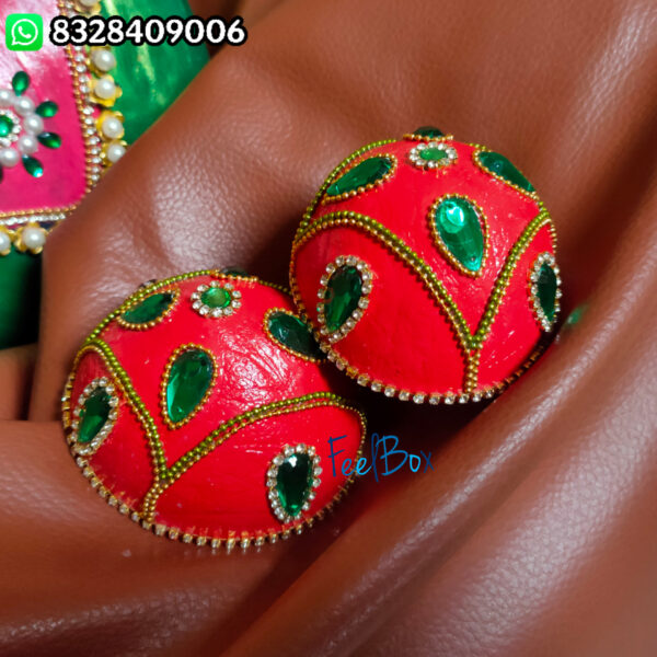 Pelli Kudakalu Dry Coconuts DC10